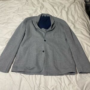 Men’s goodfellow & co jacket
Only worn once for police interview